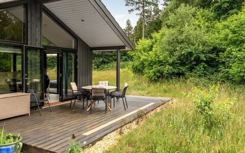Jelisaveta - 45Km from the Sea: Villetta, Backyard, Cortile, Edifici Giardino, Capannone, Raccordo, Mobili Da Esterno, Log Cabin, Struttura Esterna, Baracca
