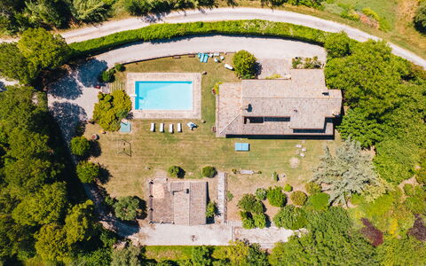 Villa Incanto: Piscina, Estate, Ricorrere, Agriturismo, Villetta, Giardino, Landscaping, Hacienda, Prato, Villa