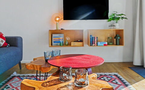 Lille Klit (325): Mobilia, Interior Design, Legna, Soggiorno, Casa, Illuminazione, Tavolo, Pavimentazione, Camera, Pavimento