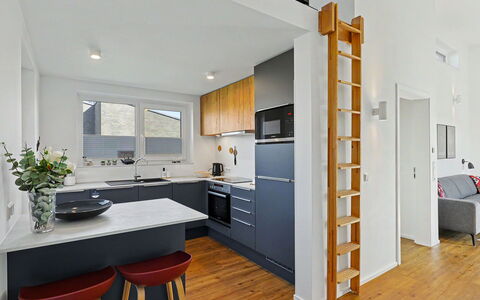 Lille Klit (325): Mobilia, Pavimentazione, Interior Design, Cucina, Legna, Pavimento, Soffitto, Controsoffitto, Cabinetry, Camera
