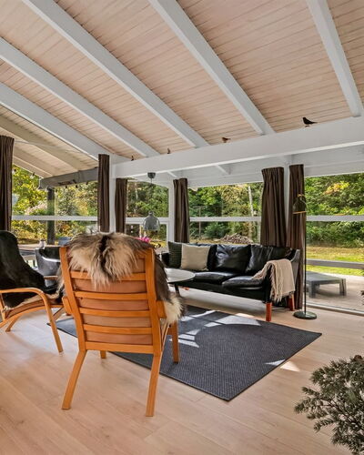 Edvard - 300M from the Sea