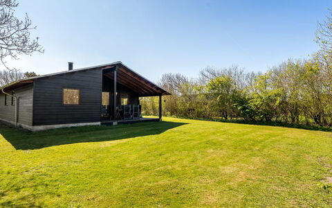 Jaane - 250M to the Fjord: Villetta, Backyard, Cortile, Edifici Giardino, Capannone, Raccordo, Mobili Da Esterno, Log Cabin, Struttura Esterna, Baracca