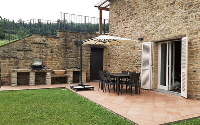 Villa Pietra With Pool On Piemonte Hills