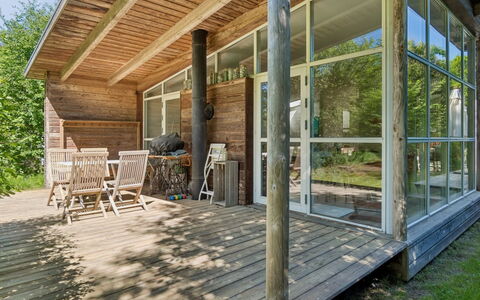 Ellenora - 1.7Km from the Sea: Legna, Portico, Porta, Villetta, Latifoglie, Casa, Plank, Deck, Edifici Giardino, Soffitto