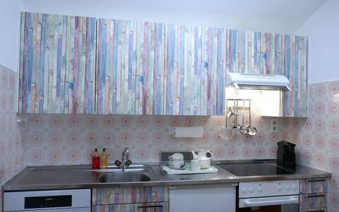 La Casetta: Interior Design, Controsoffitto, Cucina, Soffitto, Camera, Dipingere, Color Legno, Lavello, Idraulico Fixture, Rubinetto