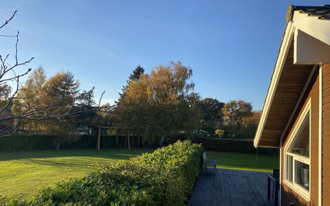 Nicolaus - 1.3Km from the Sea: Villetta, Backyard, Cortile, Edifici Giardino, Capannone, Raccordo, Mobili Da Esterno, Log Cabin, Struttura Esterna, Baracca