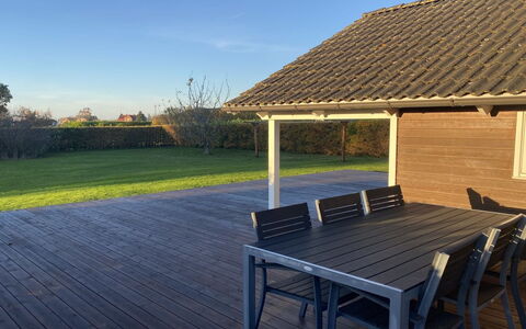 Nicolaus - 1.3Km from the Sea: Villetta, Backyard, Cortile, Edifici Giardino, Capannone, Raccordo, Mobili Da Esterno, Log Cabin, Struttura Esterna, Baracca