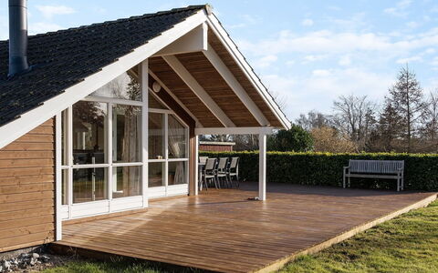 Nicolaus - 1.3Km from the Sea: Villetta, Backyard, Cortile, Edifici Giardino, Capannone, Raccordo, Mobili Da Esterno, Log Cabin, Struttura Esterna, Baracca