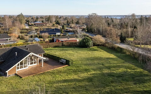 Nicolaus - 1.3Km from the Sea: Villetta, Backyard, Cortile, Edifici Giardino, Capannone, Raccordo, Mobili Da Esterno, Log Cabin, Struttura Esterna, Baracca