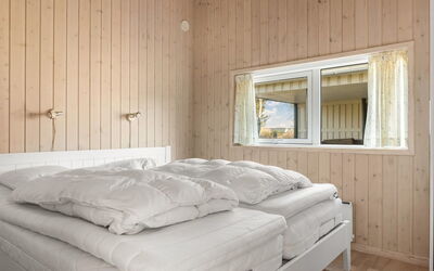 Tjorven - 400M from the Sea