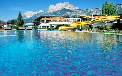 Sankt Johann in Tirol 25: Piscina, Ricreazione, Tempo Libero, Ricorrere, Attrazione Turistica, Catena Montuosa, Vacanza, Resort Citta ', Parco Acquatico