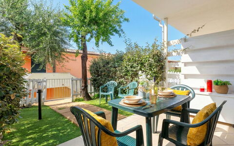 Spritz Home: Mobilia, Mobili Da Esterno, Sedia, Giardino, Casa, Shade, Tavolo Esterno, Backyard, Cortile, Landscaping