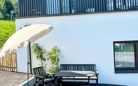 Fügen 225: Shade, Calcestruzzo, Balcone, Design, Cortile, Portico, Struttura Esterna, Mobili Da Esterno, Corrimano, Deck