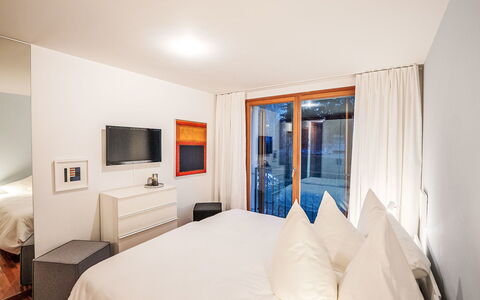 Chesa Promulins: Appartamento, Condominio, Piscina, Dock, Marina, Ricorrere, Hotel, Resort Citta ', Passerella