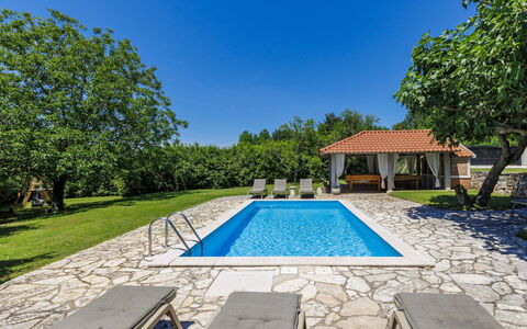 Elli: Blu, Piscina, Ricorrere, Estate, Shade, Agriturismo, Villetta, Eco Hotel, Giardino, Backyard