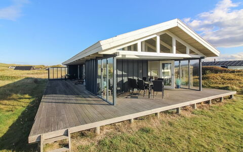 Kanutte - 250M from the Sea: Legna, Mobilia, Appartamento, Camera, Soffitto, Color Legno, Sedia, Latifoglie, Vernice, Legname