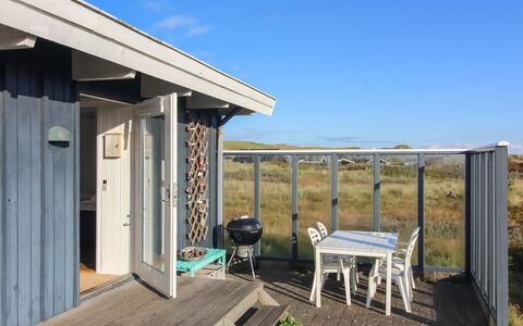 Kanutte - 250M from the Sea: Legna, Mobilia, Appartamento, Camera, Soffitto, Color Legno, Sedia, Latifoglie, Vernice, Legname