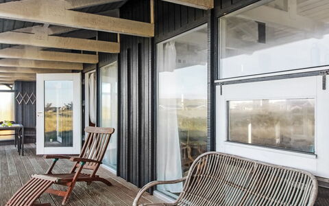 Kanutte - 250M from the Sea: Legna, Mobilia, Appartamento, Camera, Soffitto, Color Legno, Sedia, Latifoglie, Vernice, Legname