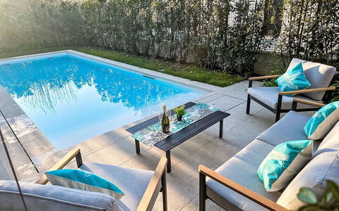 Villa Malia Private Pool: Piscina, Mobili Da Esterno, Shade, Ricorrere, Sedia, Giardino, Eco Hotel, Terrazza, Design
