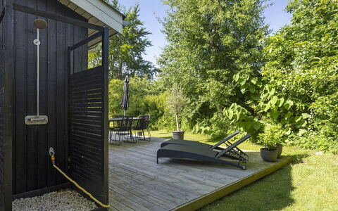 Elaina - 290M from the Sea: Tetto, Casa, Porta, Villetta, Shade, Raccordo, Cortile, Estate, Backyard