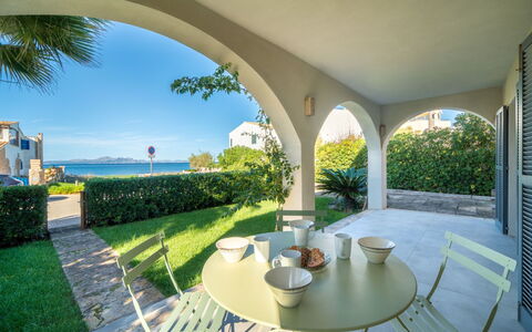 Can Popi: Mare, Ricorrere, Shade, Sedia, Mobili Da Esterno, Pianta Della Casa, Villa, Hotel, Eco Hotel