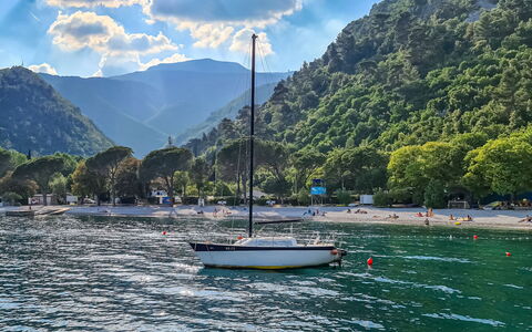 Marmonte: Acqua, Corpo D'Acqua, Barca, Moto D'Acqua, Costiera E Morfologie Oceanic, Alveo, Costa, Waterway, Barche E Nautica - Macchine E Materiali, Mare