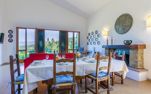 Giorgina: Mobilia, Interior Design, Soffitto, Tavolo, Sedia, Illuminazione, Sala Da Pranzo, Casa, Camera, Cucina & Sala Da Pranzo Tavolo