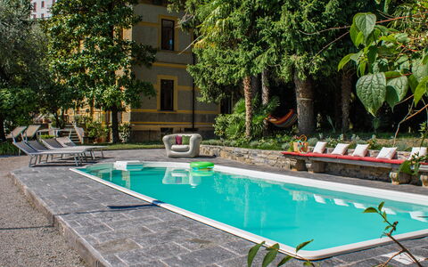 Virginia 16: Piscina, Ricorrere, Mobili Da Esterno, Materiale Composito, Flagstone, Eco Hotel, Giardino, Shade, Backyard, Terme