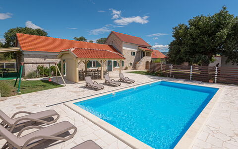 Rural Villa Olive Krka: Appartamento, Balcone, Hotel, Shade, Condominio, Ricorrere, Resort Citta ', Località Balneare, Caraibico