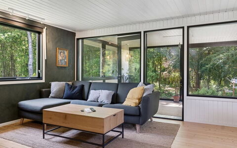 Dreng - from the Sea: Interior Design, Legna, Pavimentazione, Mobilia, Divano, Pavimento, Soggiorno, Casa, Camera