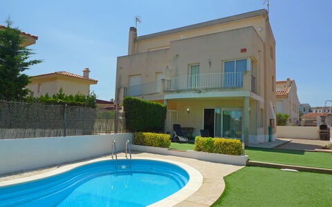 Mar: Proprietà, Costruzione, Piscina, Casa, Immobiliare, Villa, Zona Residenziale, Casa, Tempo Libero, Centro Ricreativo