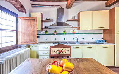 Viola 649.1: Interior Design, Legna, Pavimentazione, Mobilia, Cucina, Camera, Casa, Pavimento, Illuminazione, Controsoffitto