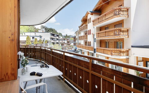 Résidence Terrazza 1: Appartamento, Balcone, Urban Design, Condominio, Uso Misto, Hotel, Portico