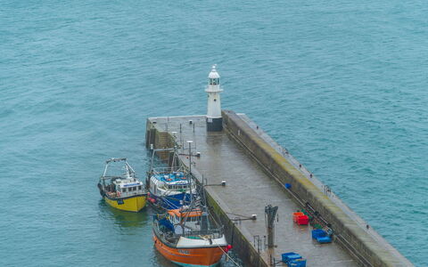 No.4 Ocean Heights: Acqua, Barca, Waterway, Mare, Torre, Costiera E Morfologie Oceanic, Moto D'Acqua, Faro