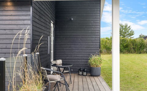 Rixa - 350M from the Sea: Legna, Mobilia, Appartamento, Camera, Soffitto, Color Legno, Sedia, Latifoglie, Vernice, Legname