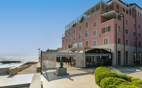 Novigrad (Istra) 140: Urban Design, Appartamento, Mobili Da Esterno, Hotel, Balcone, Villa, Ricorrere