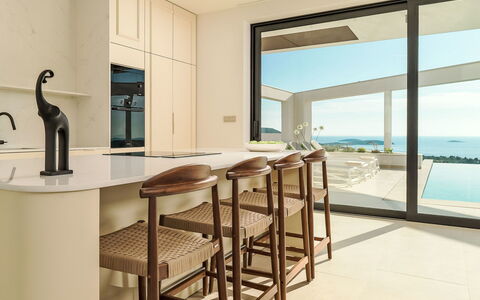 Five K: Appartamento, Urban Design, Balcone, Condominio, Sedia, Hotel, Pianta Della Casa, Cucina & Sala Da Pranzo Tavolo