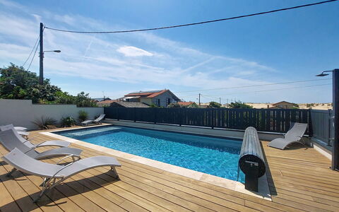 Villa Dune: Piscina, Materiale Composito, Ricorrere, Shade, Eco Hotel, Mobili Da Esterno, Deck, Hotel, Lettino