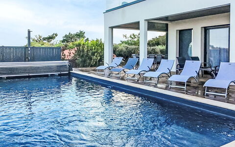 Villa Dune: Piscina, Materiale Composito, Ricorrere, Estate, Mobili Da Esterno, Shade, Villa, Hotel, Eco Hotel, Sedia