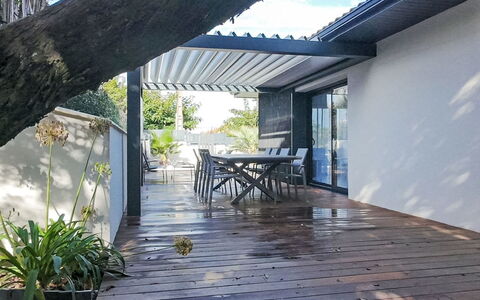 Maison Dune: Shade, Mobili Da Esterno, Materiale Composito, Deck, Terrazza, Struttura Esterna, Balcone, Sedia, Tavolo Esterno, Eco Hotel