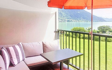 Studio Landskron Seezugang: Mobilia, Mobili Da Esterno, Balcone, Sedia, Color Legno, Costa, Deck, Tavolo Esterno, Recinzione, Eco Hotel