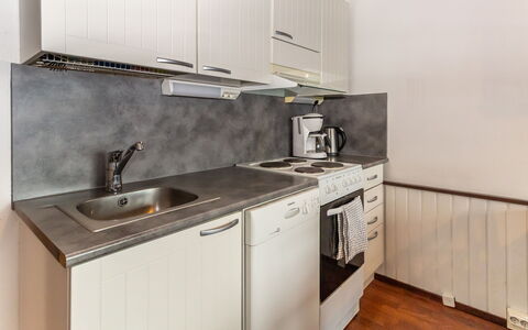 Lumikeidas: Legna, Interior Design, Pavimentazione, Mobilia, Cucina, Apparecchio Major, Elettrodomestico Da Cucina, Pavimento, Controsoffitto, Cabinetry