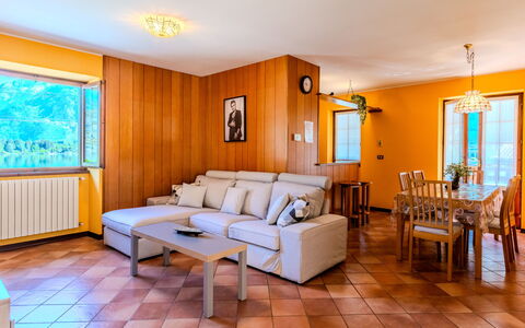 House Bigio: Interior Design, Pavimentazione, Pavimento, Mobilia, Legna, Soffitto, Camera, Divano, Soggiorno, Illuminazione