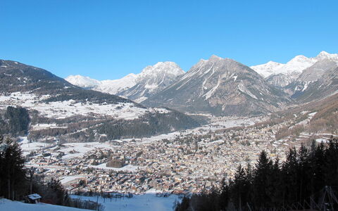 Baita Bucaneve: Geografia Montane, Montagna, Collina, Catena Montuosa, Highland, Hill Station, Paesaggio, Valle, Geomorfologia Glaciale, Terreno