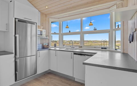 Anthea - 450M from the Sea: Legna, Cucina, Interior Design, Pavimentazione, Soffitto, Controsoffitto, Pavimento, Elettrodomestico Da Cucina, Apparecchio Major, Cabinetry
