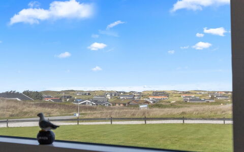 Anthea - 450M from the Sea: Cielo, Nube, Prateria, Steppa, Recinzione, Cumulo, Azienda Agricola, Ranch