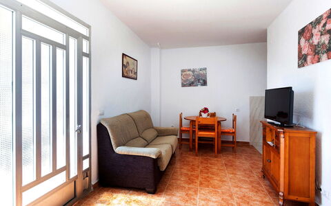 Valenciano: Proprietà, Mobilia, Cornice, Comfort, Legna, Cabinetry, Interior Design, Architettura, Pavimentazione, Pavimento