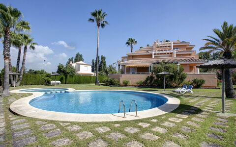 Keops: Piscina, Proprietà, Ricorrere, Costruzione, Immobiliare, Vacanza, Estate, Palma, Zona Residenziale, Albero