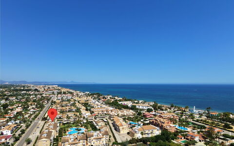 La Rosaleda: Zona Residenziale, Mare, Visione Globale, Costa, Costiera E Morfologie Oceanic, Fotografia Aerea, Oceano, Spiaggia, Riva, Sobborgo