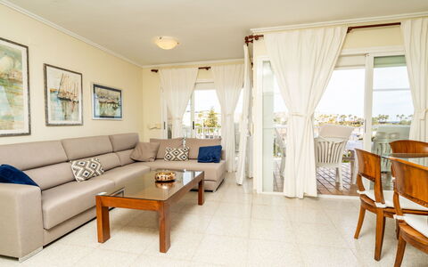 Sorolla: Camera, Proprietà, Mobilia, Interior Design, Costruzione, Soggiorno, Pavimento, Casa, Immobiliare, Suite
